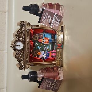 BBW BUNDLE Theater Projector Wallflower Plug-In & 2 Wallflowers